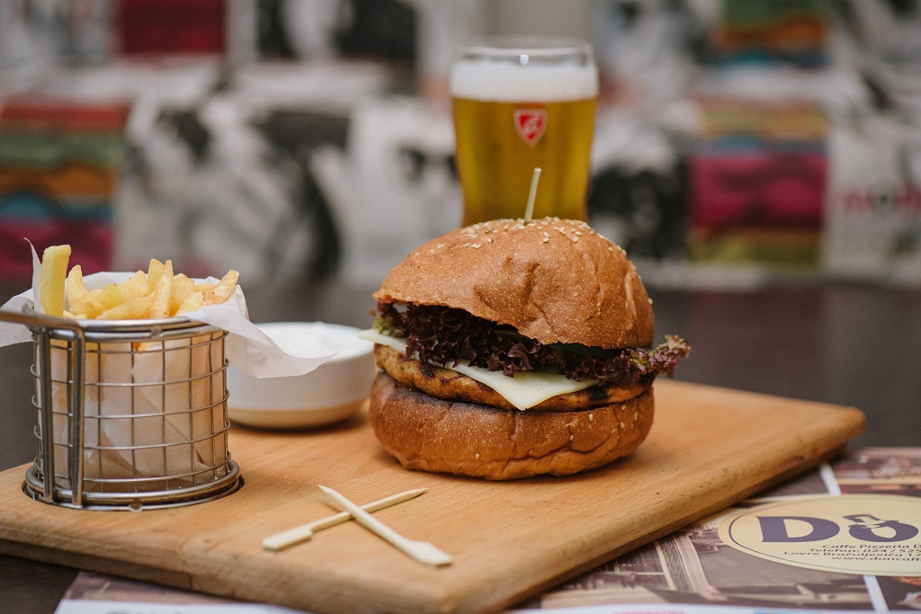 Pileći burger